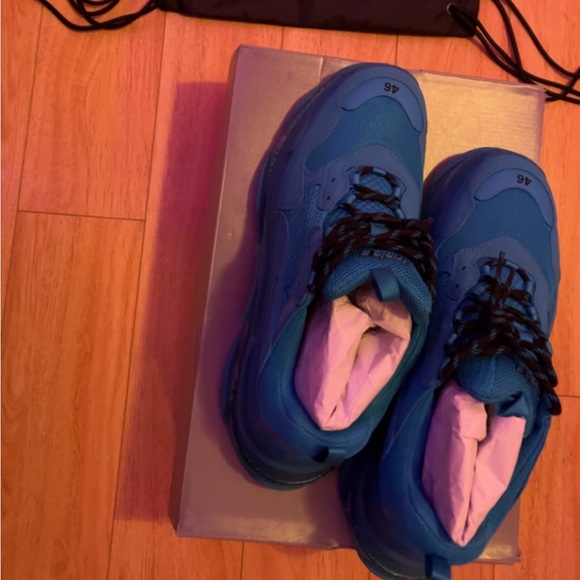BLUE BALENCIAGA TRIPLE S Sneakers - Picture 2 of 6